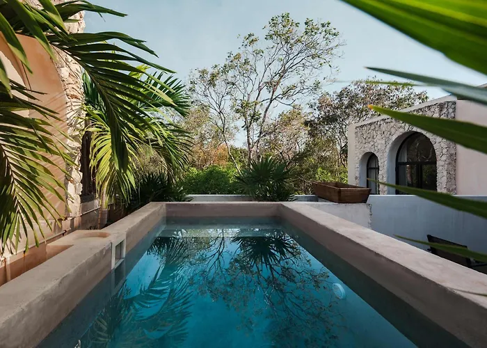 Holiday home Luxury 4 Bedroom With Private Rooftop Pool