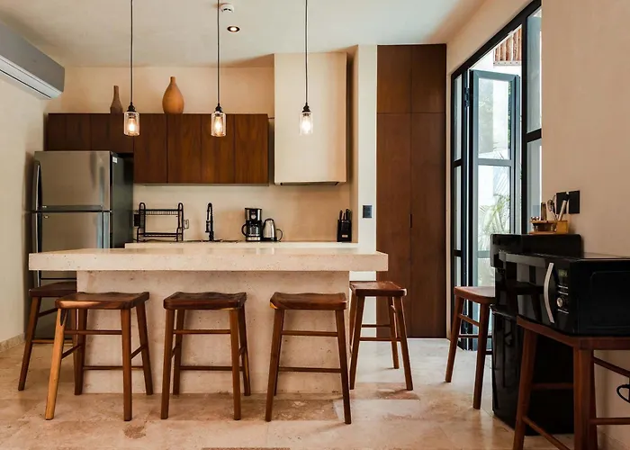 Luxury 4 Bedroom With Private Rooftop Pool Holiday home *