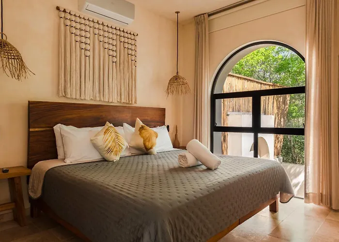 Luxury 4 Bedroom With Private Rooftop Pool Tulum