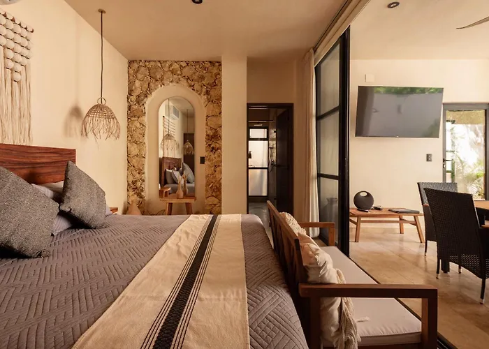 Luxury 4 Bedroom With Private Rooftop Pool Holiday home